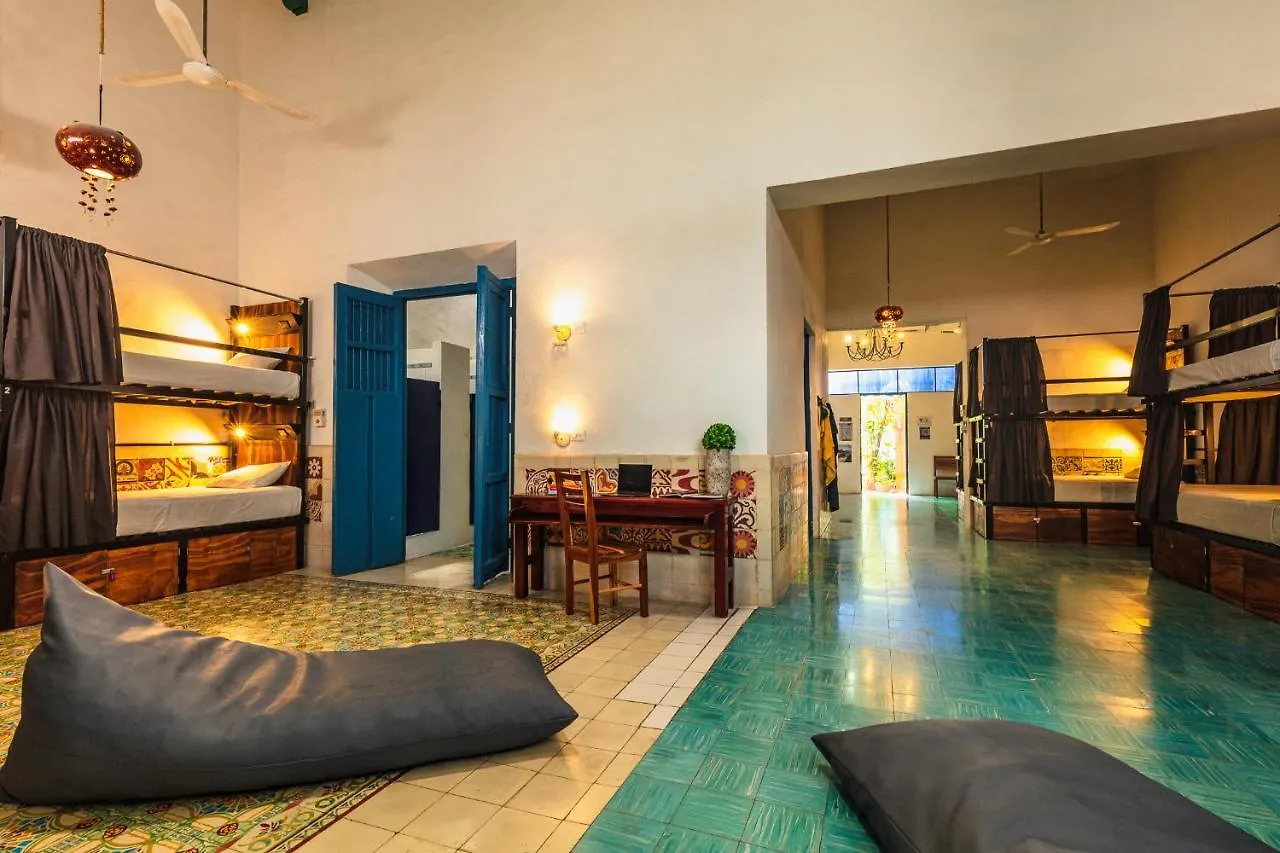 Gasthof Che Nomadas Merida Hostel Adults Only